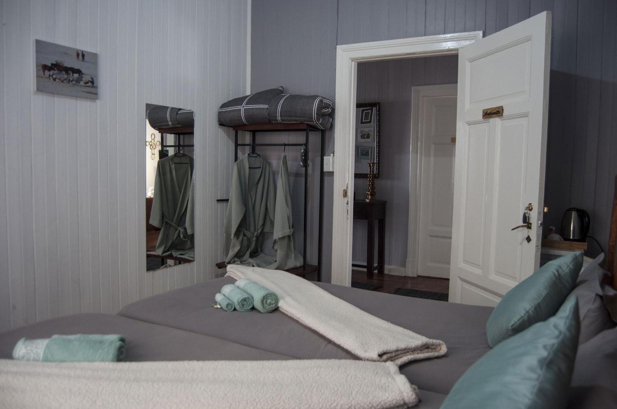 Lüderitz Wildhorses B&B And Self Catering מראה חיצוני תמונה
