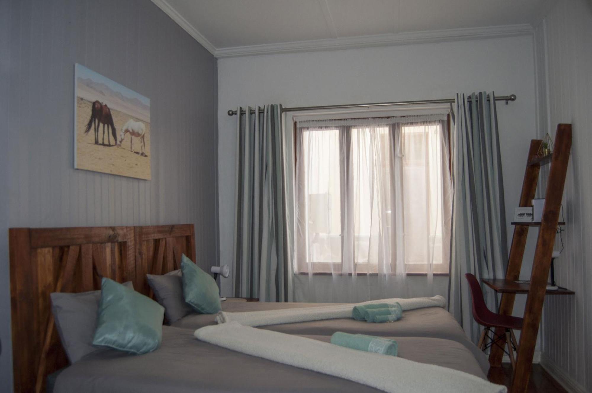 Lüderitz Wildhorses B&B And Self Catering מראה חיצוני תמונה